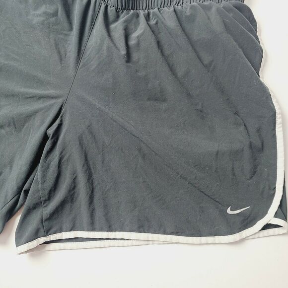 Nike Women's Dri Fit Black Running Athletic Shorts Back Pocket Size Large - Picture 2 of 8